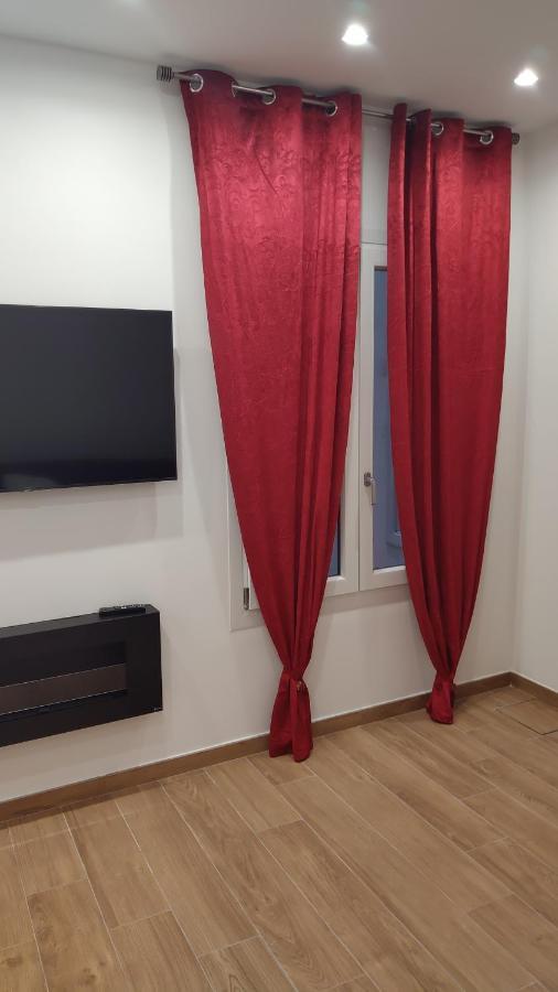 Piccolo Paradiso In Pieno Centro Кастел ди Сангро Екстериор снимка
